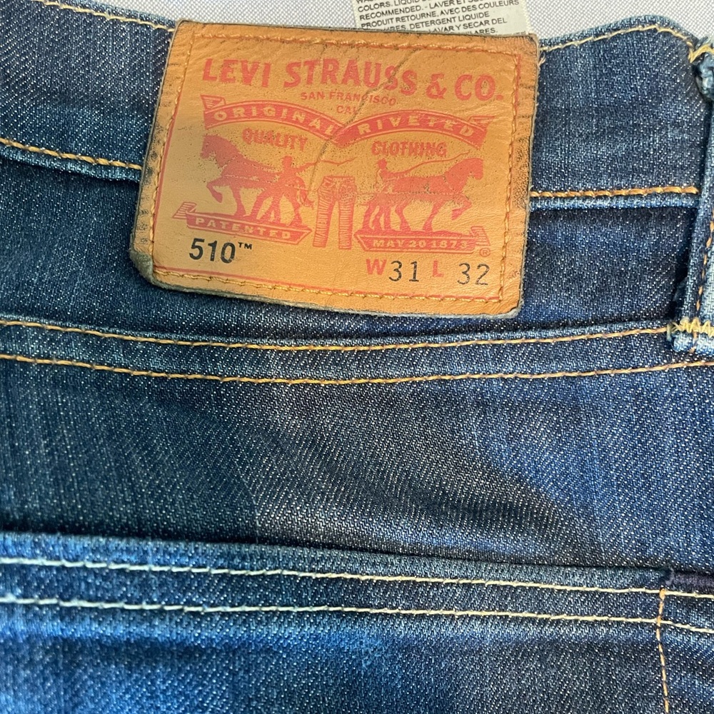 Levi’s (red tab) 510 jeans 31x32
